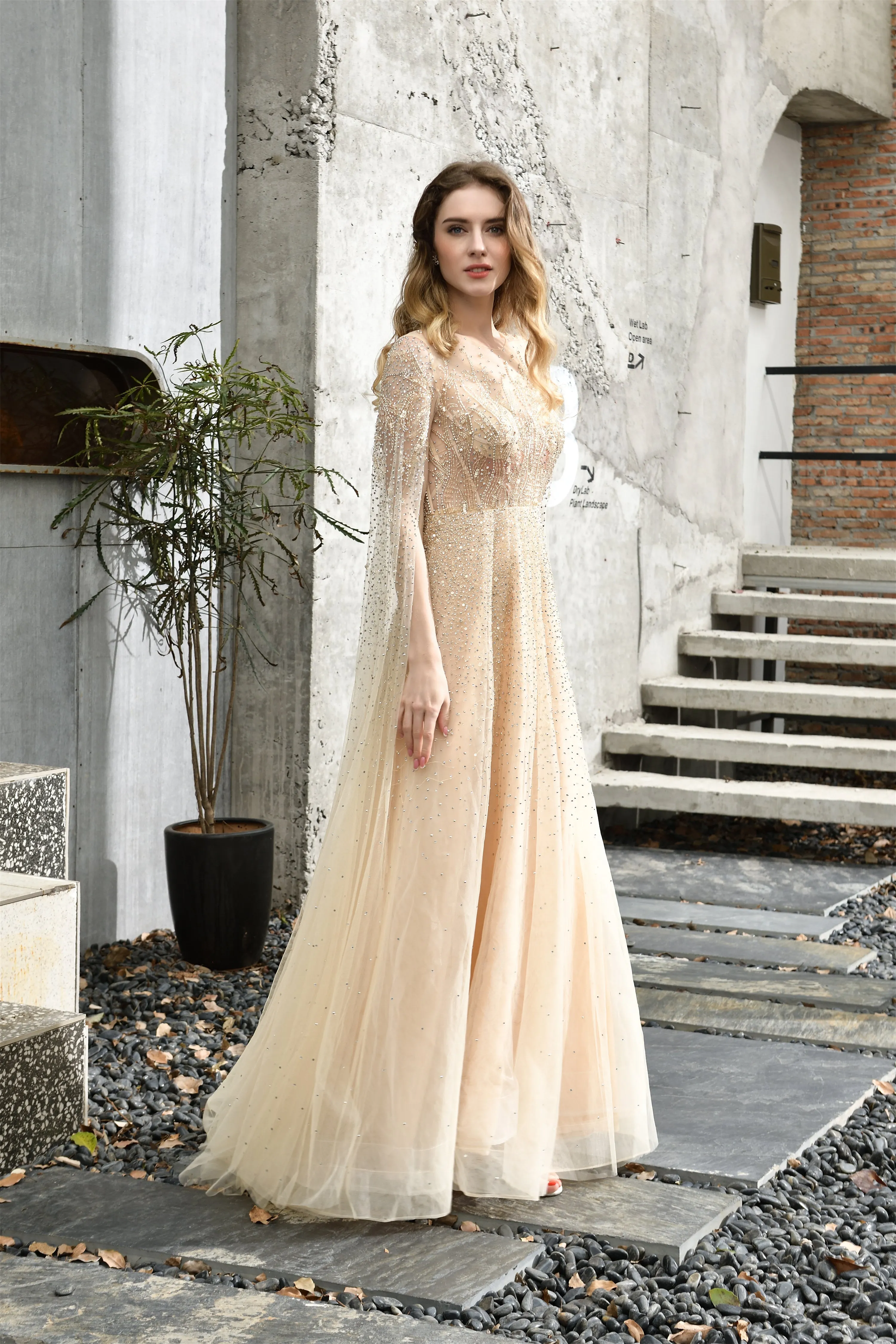 A-Line Tulle Beading Handwork Long Sleeves Prom Dresses