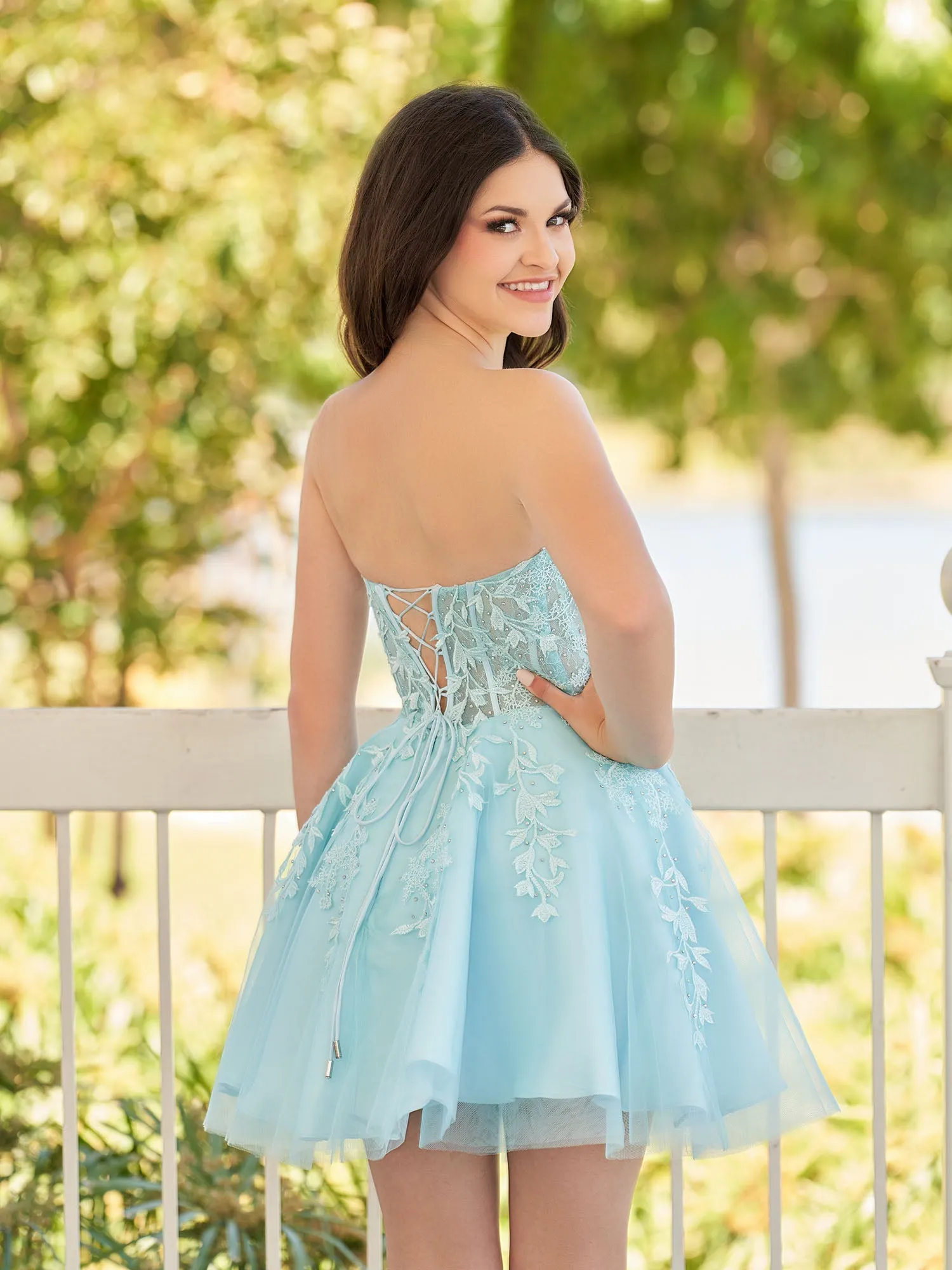 Blue A-Line Tulle Homecoming Dresses with Lace Appliques