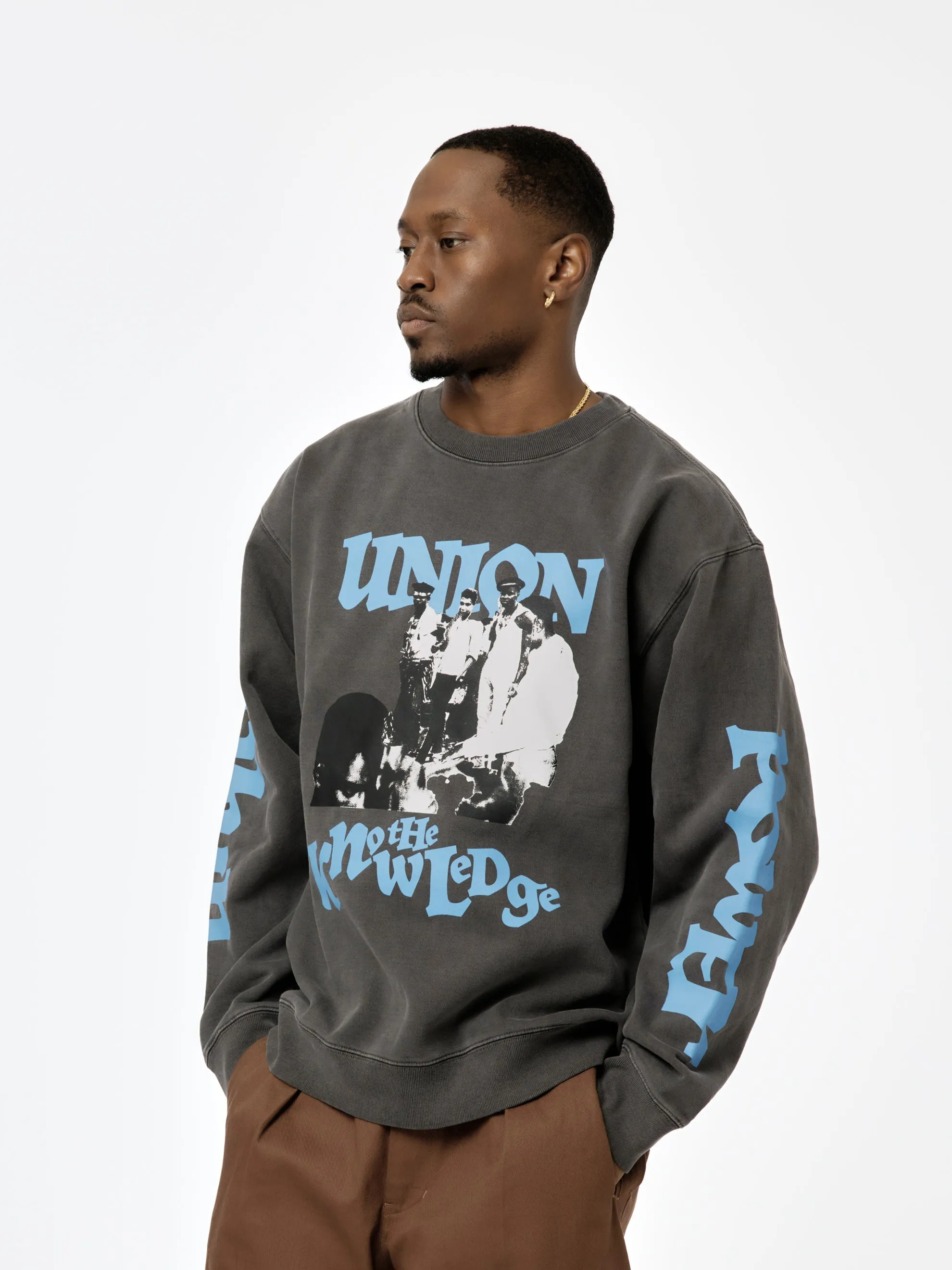 Power & Unity Crewneck (Vintage Black)