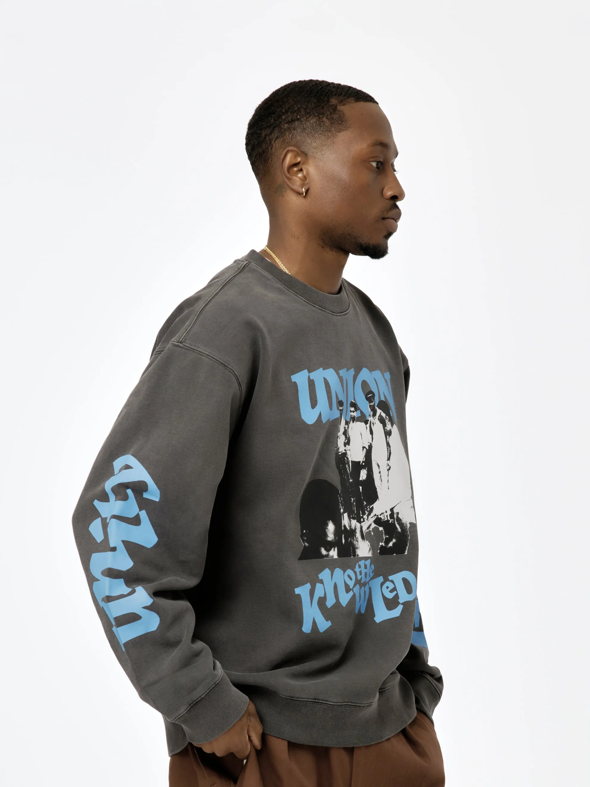 Power & Unity Crewneck (Vintage Black)