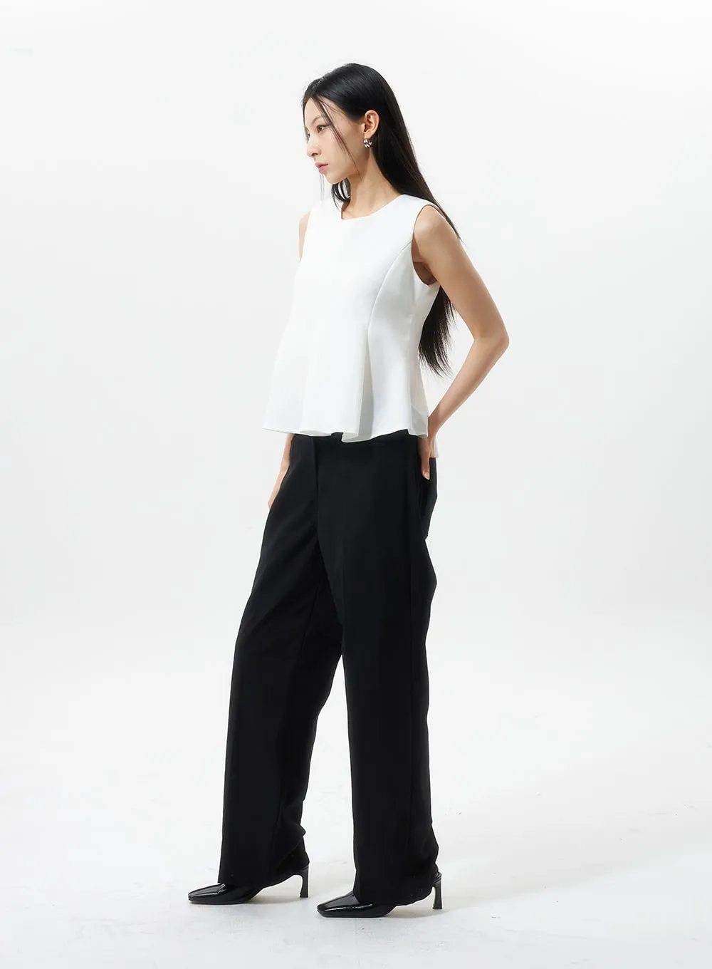 Straight Leg Tailored Pants IU326