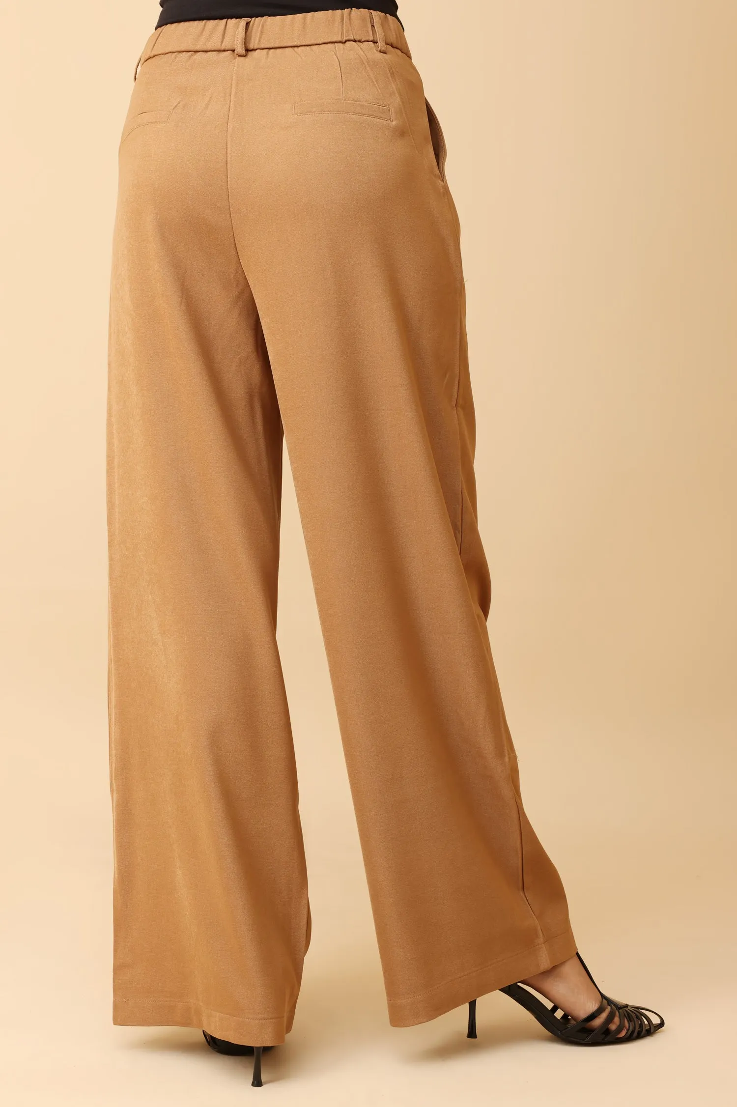 TAILORED RELAXED FIT PANTS-CAMEL