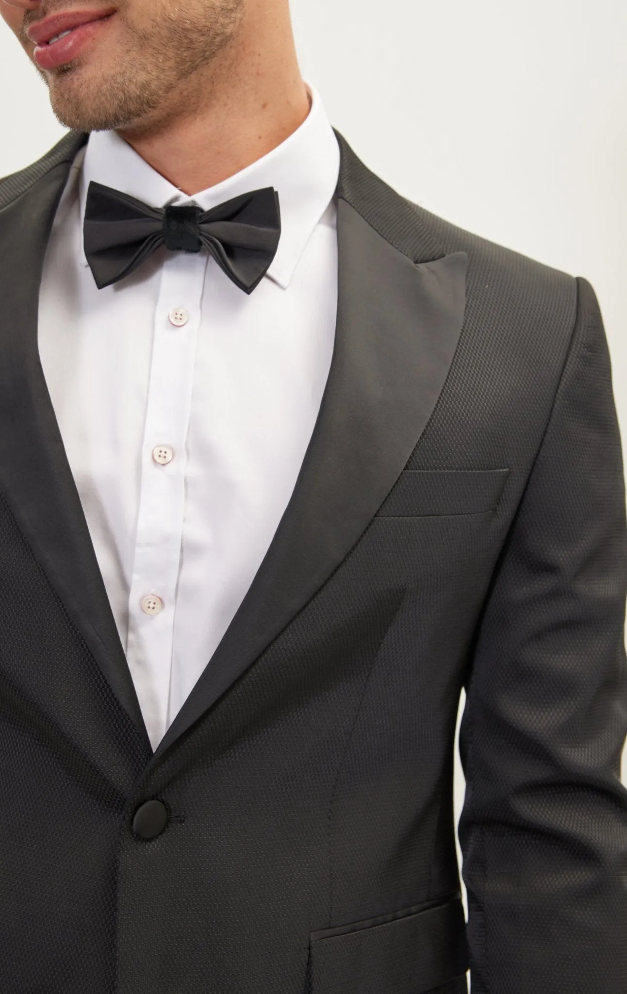 Textured Peak Lapel Tuxedo Jacket - Black